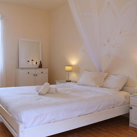 Kathys Island Retreat Aparthotel Ádia Kültér fotó