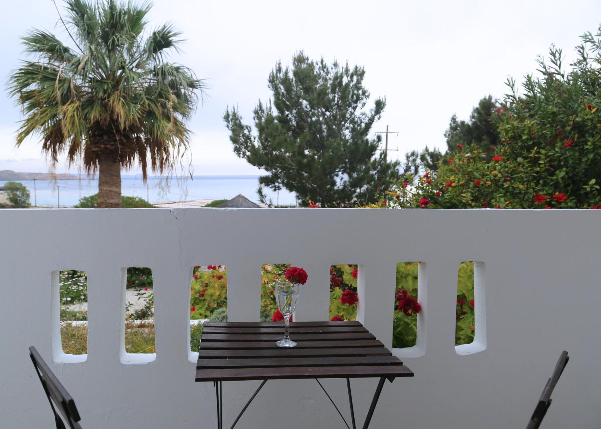 Kathys Island Retreat Aparthotel Ádia Kültér fotó